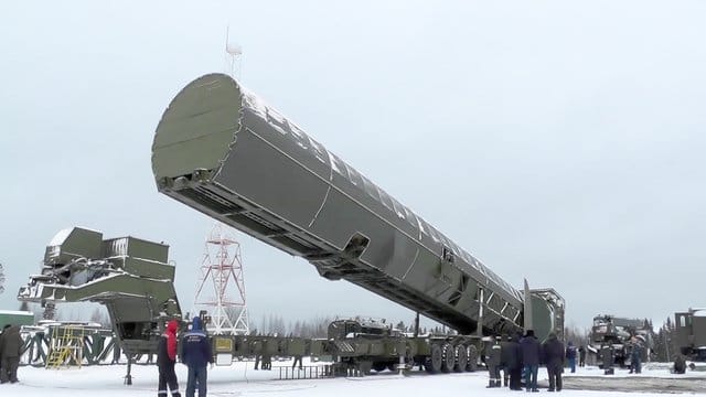 Eine Sarmat-Interkontinentalrakete in Russland.