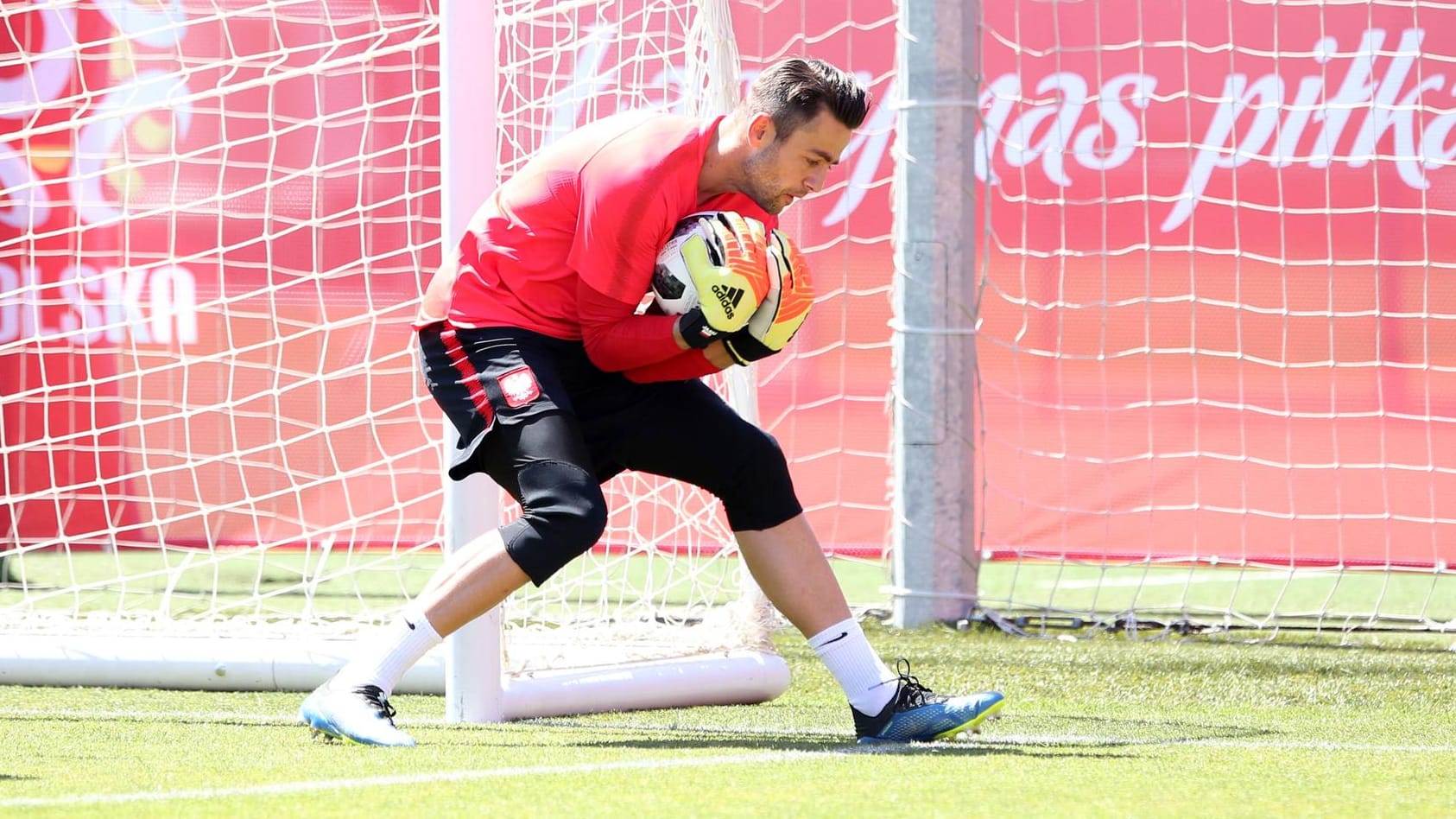 Lukasz Fabianski ist der einzige im Kader mit WM-Erfahrung. Er war bereits 2006 bei der WM in Deutschland dabei.