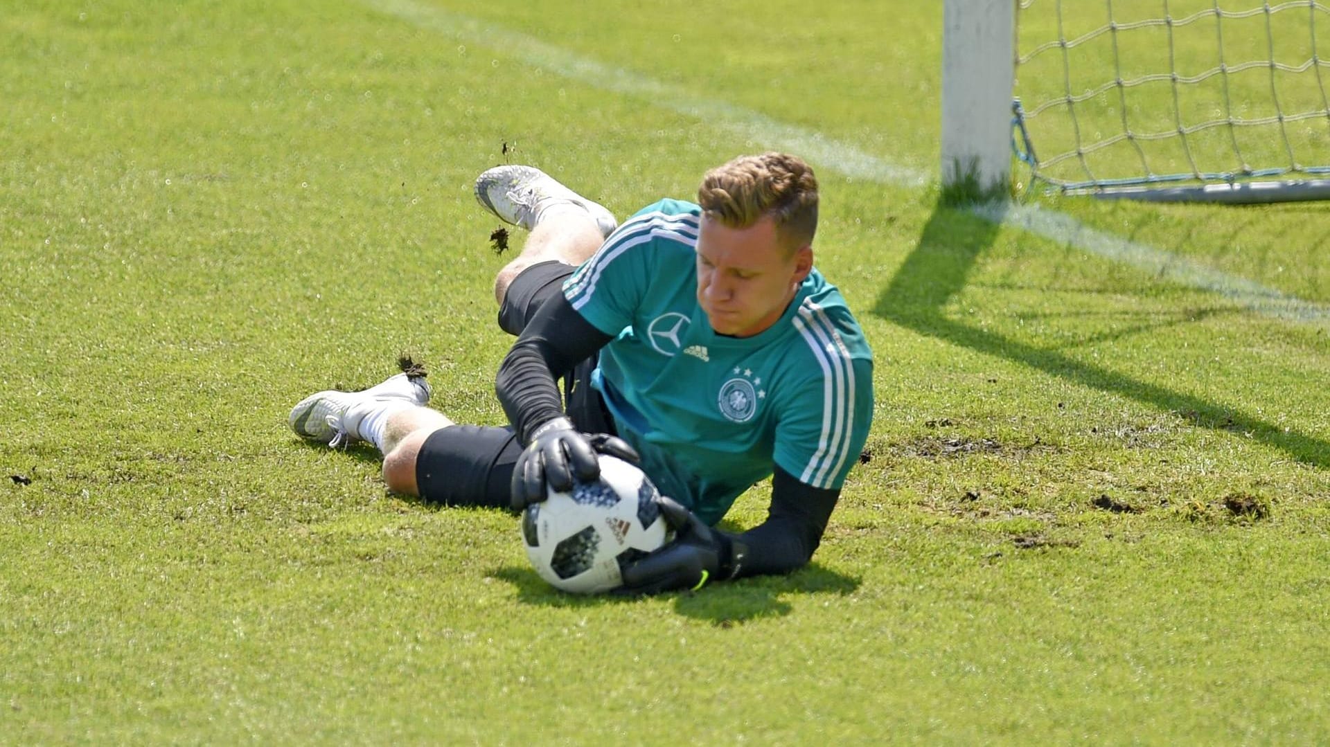 Bernd Leno hat bisher sechs Länderspiele für Deutschland absolviert. Bei der WM ist allerdings nicht dabei. Bernd Leno hat bisher sechs Länderspiele für Deutschland absolviert. Bei der WM ist allerdings nicht dabei.