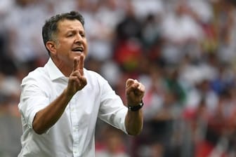 Mexikos kolumbianischer Trainer Juan Carlos Osorio hat mit dem Auftaktsieg über Deutschland viele Mexikaner überrascht.