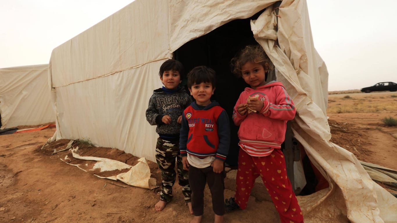 Syrische Kinder im Flüchtlingslager Mafraq in Jordanien: Allein dort leben etwa 160.000 Bürgerkriegsflüchtlinge.