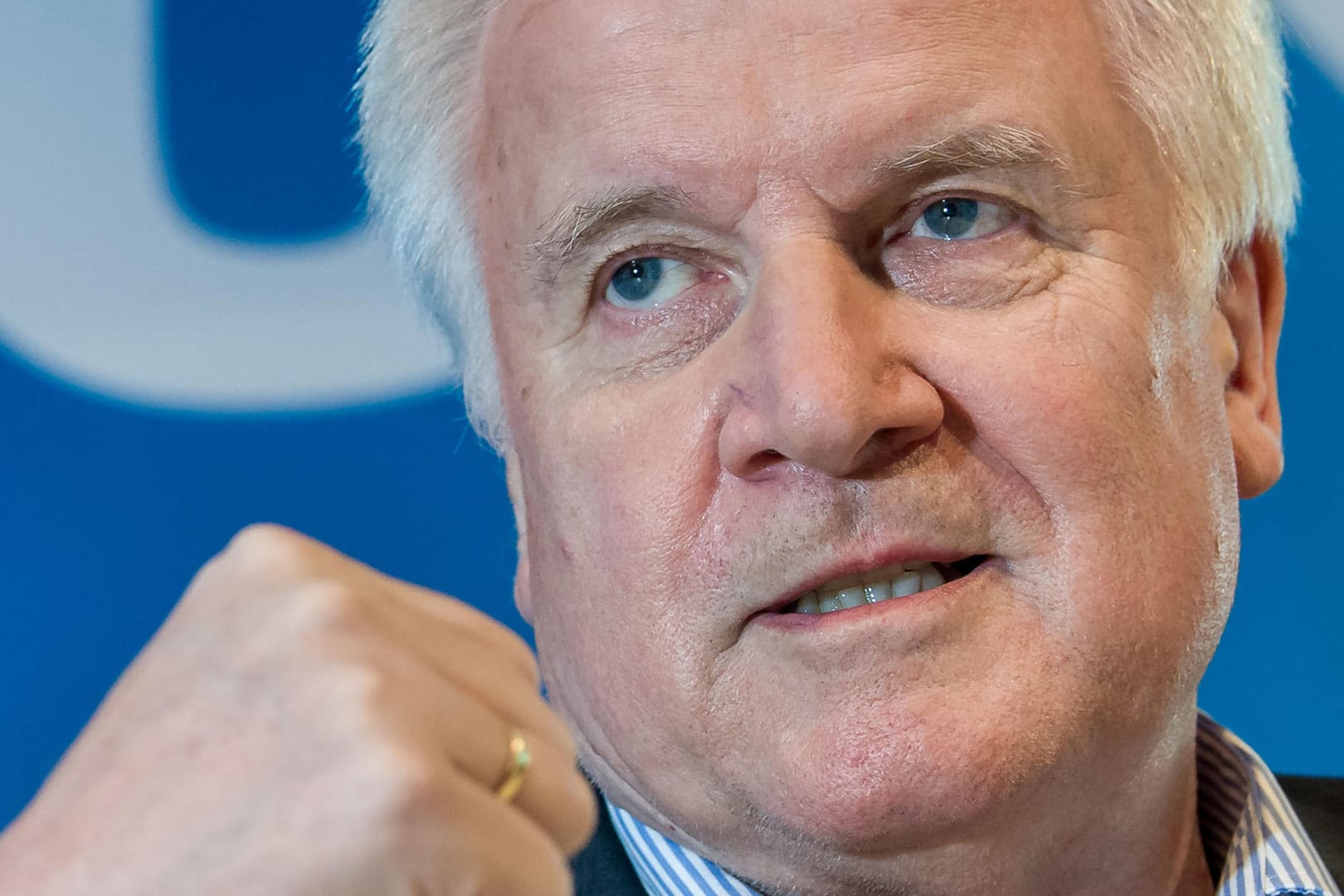 Bundesinnenminister Horst Seehofer (CSU): Entscheidungen des Bamf sollen künftig nur noch von seinem Ministerium kontrolliert werden.