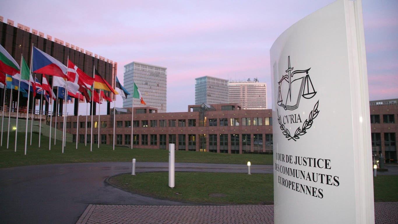 Der Sitz des Europäischen Gerichtshofs (EuGH) in Luxemburg: Abgewiesene Asylbewerber dürfen nicht in Abschiebehaft genommen werden, bevor über ihren Widerspruch entschieden ist.