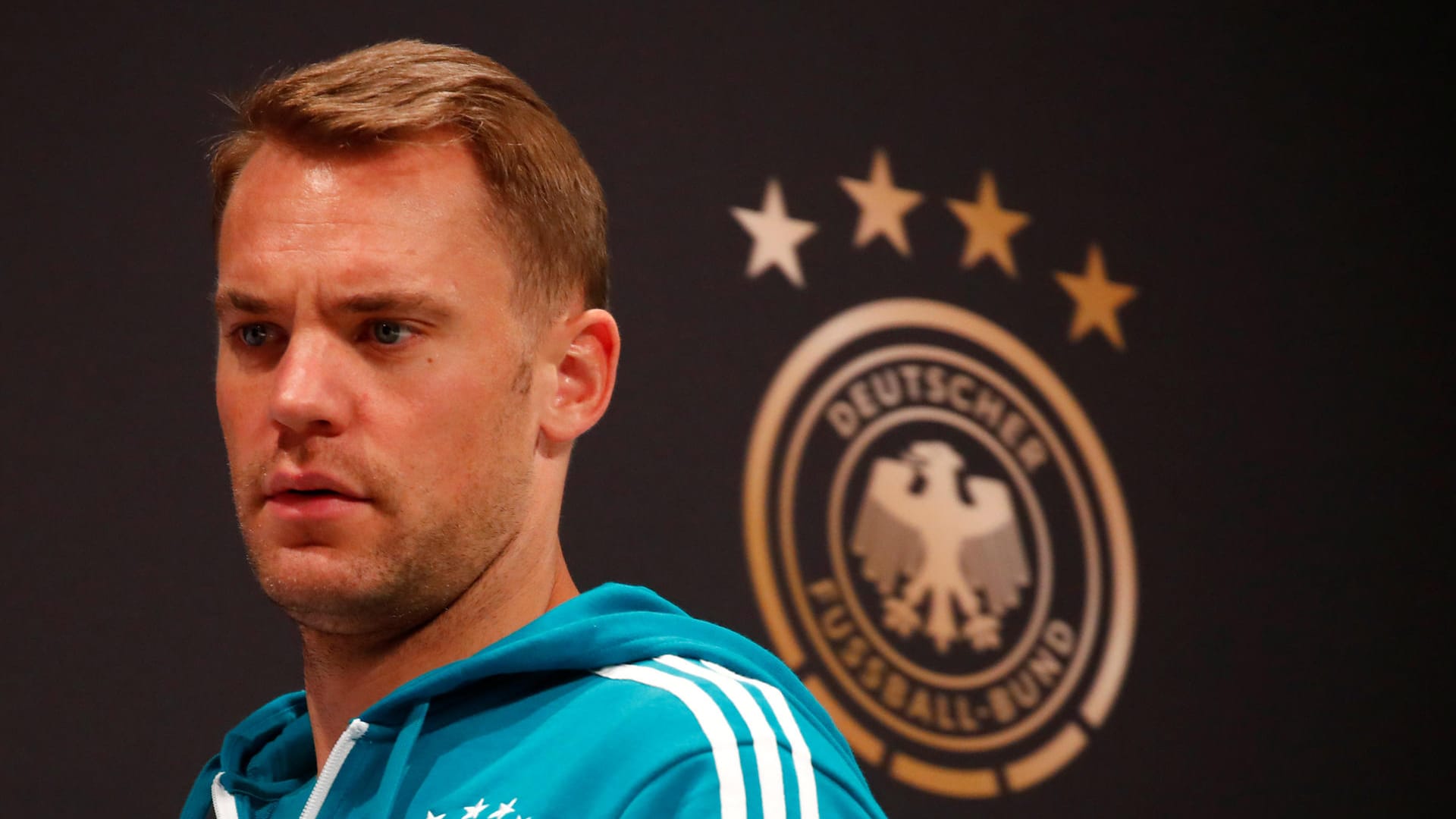 Manuel Neuer: Der DFB-Kapitän stellte sich auf der Pressekonferenz den Fragen der Journalisten.