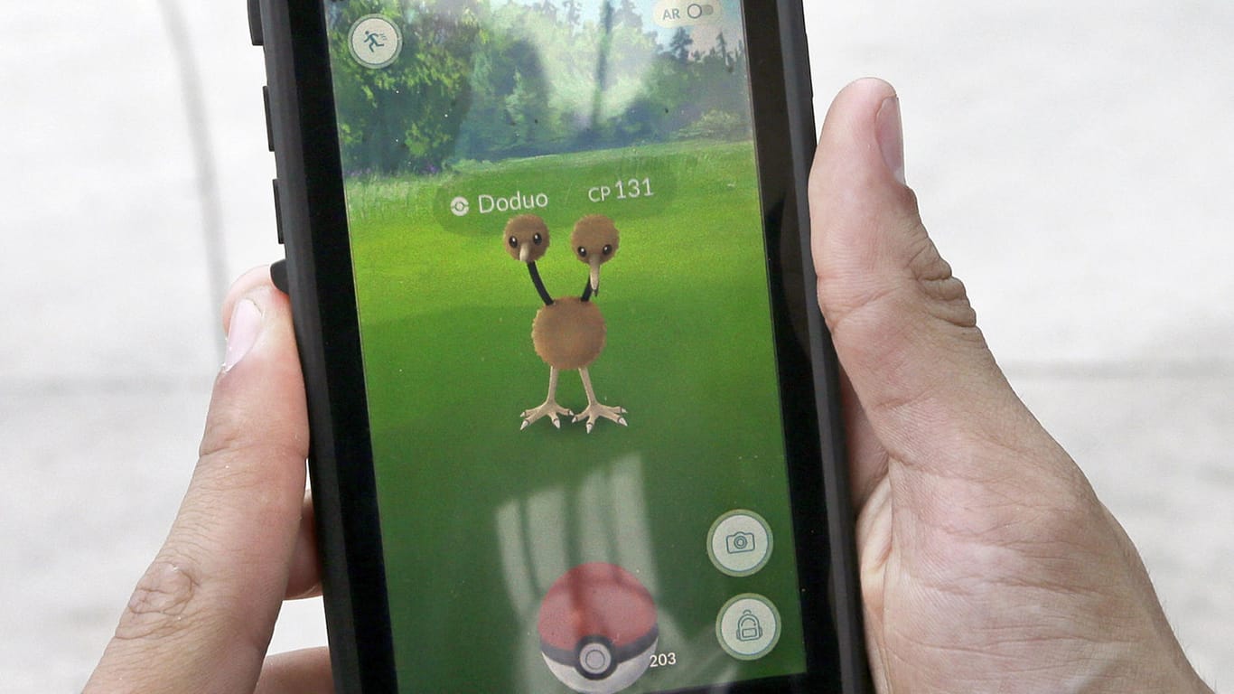 Pokémon Go auf dem Handy: Bisher konnten Spieler keine Pokémon untereinander tauschen.