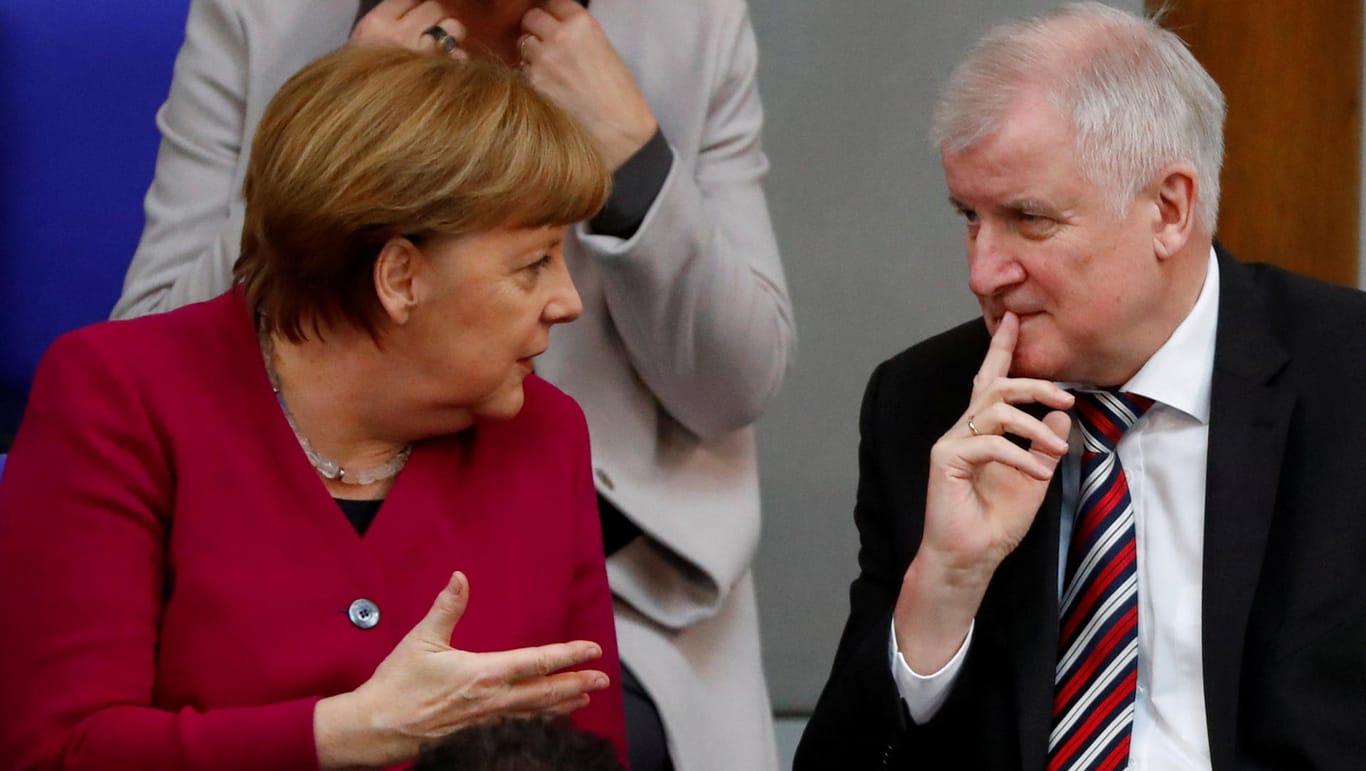 Angela Merkel und Horst Seehofer: Im Asylstreit bleiben sie unvereinbar.