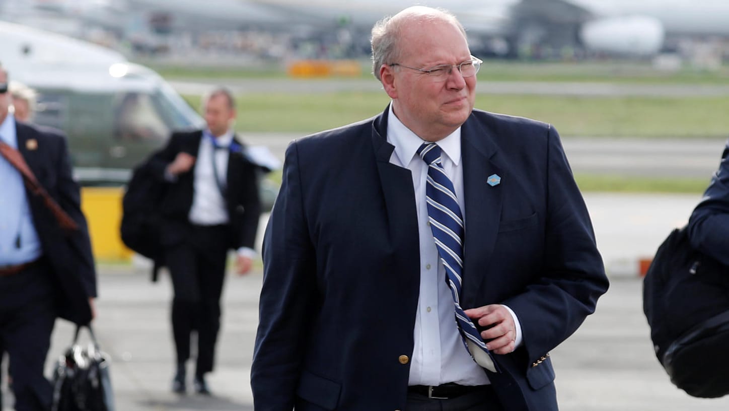 Joe Hagin: Vor seiner Tätigkeit unter Trump arbeitete er bereits für die republikanischen US-Präsidenten Ronald Reagan, George H.W.Bush und George W. Bush. Joe Hagin: Vor seiner Tätigkeit unter Trump arbeitete er bereits für die republikanischen US-Präsidenten Ronald Reagan, George H.W.Bush und George W. Bush.