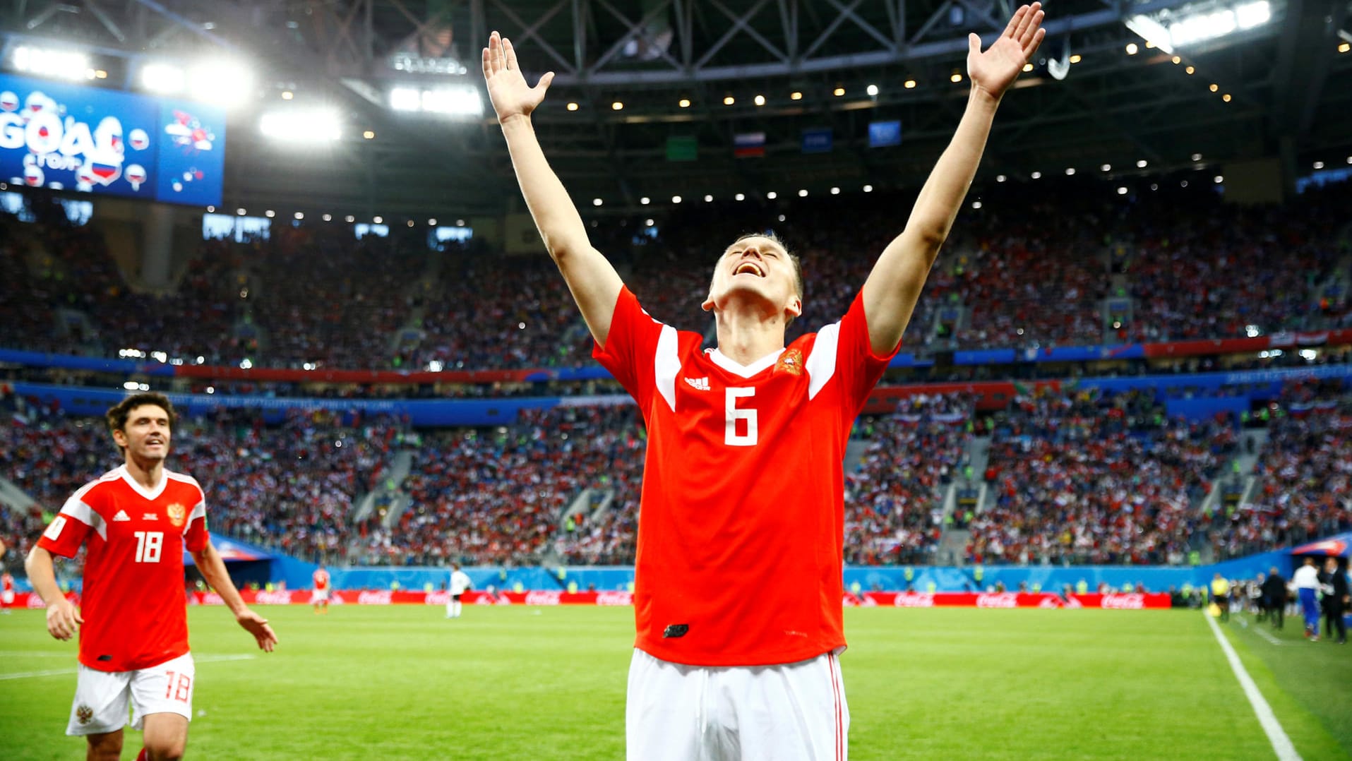 Russlands Denis Tscheryschew jubelt im Spiel gegen Ägypten.