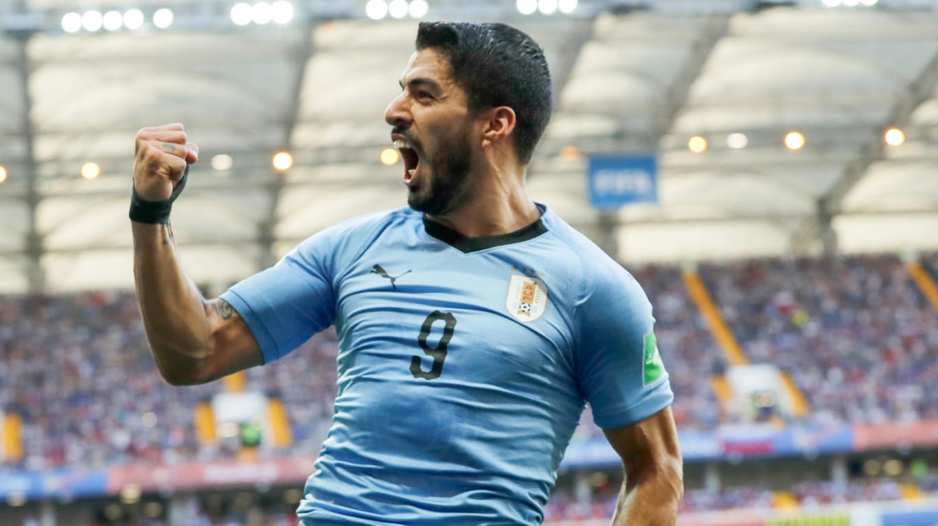 Torwartfehler ausgenutzt: Uruguay-Stürmer Luis Suarez bejubelt seinen Treffer gegen Saudi-Arabien.