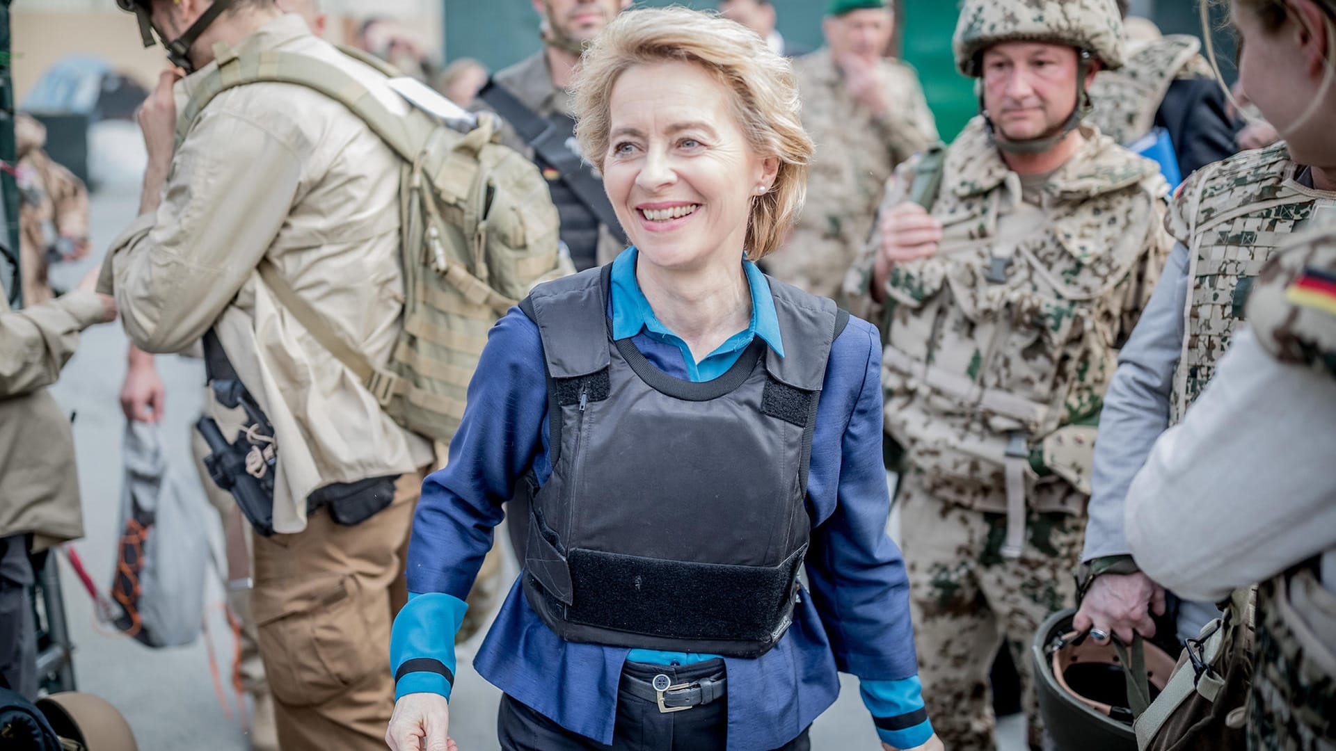 Verteidigungsminister von der Leyen zu Besuch in Afghanistan: James Mattis würdigte das Engagement Deutschlands innerhalb der Nato.