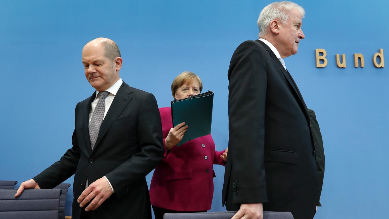 Olaf Scholz, Angela Merkel und Horst Seehofer: Erleben wir die letzten Tage der großen Koalition?