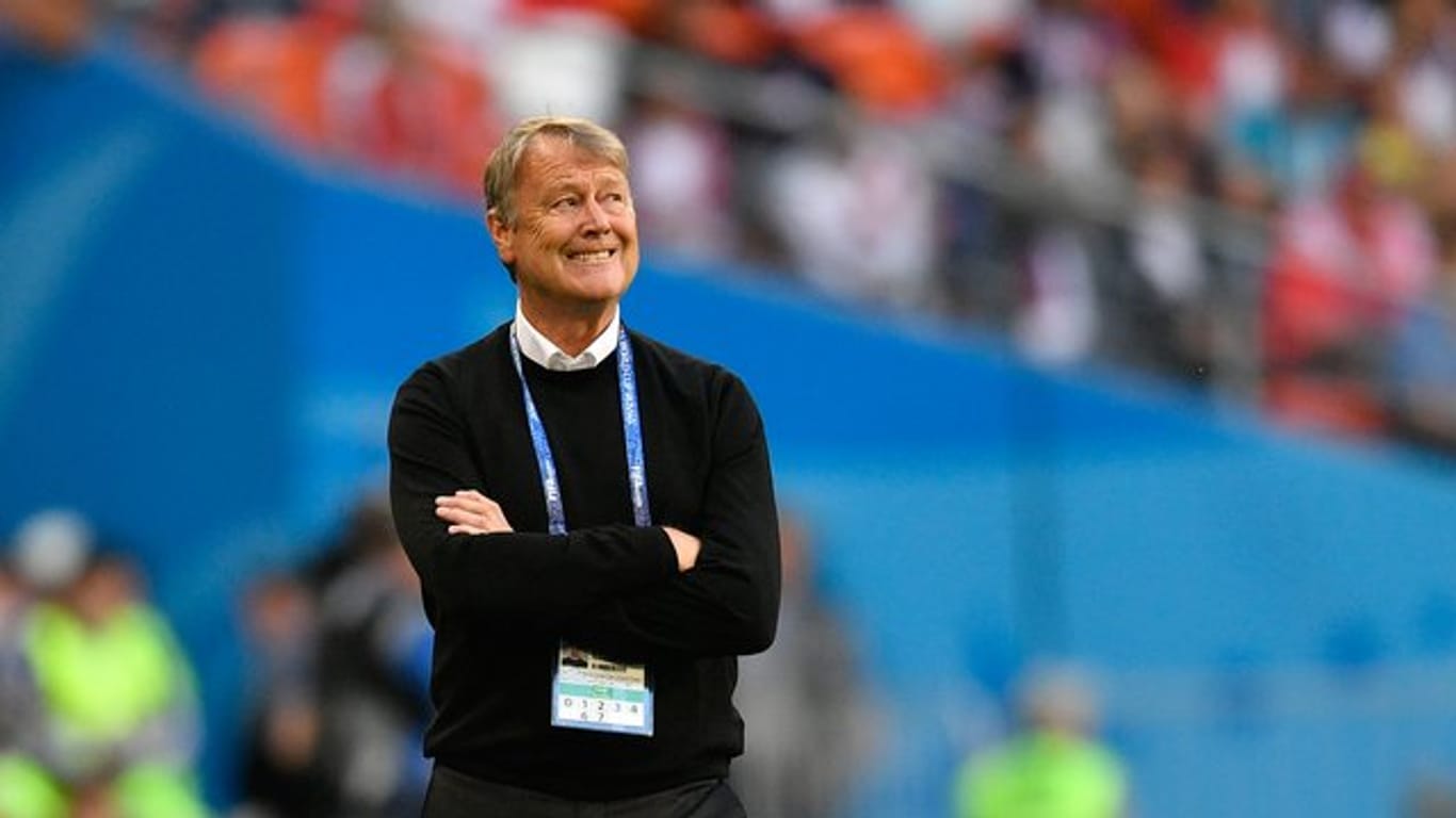 Muss im Spiel gegen Australien umstellen: Dänemark-Coach Age Hareide.