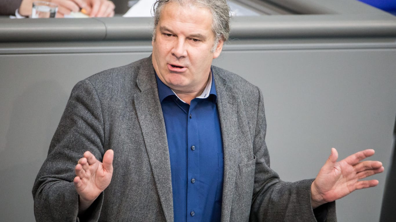 Andrej Hunko im Bundestag: Der Politiker der Partei "Die Linke" sollte als OSZE-Wahlbeobachter am Wochenende in die Türkei fahren.
