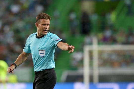 Die Erwartungen an Felix Brych sind hoch.