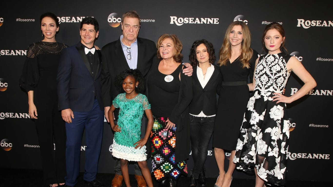 Hauptdarsteller der US-Kultserie "Roseanne": Der Sender ABC hatte die Sendung im Mai wegen einem rassistischen Tweet von Roseanne Barr abgesetzt.