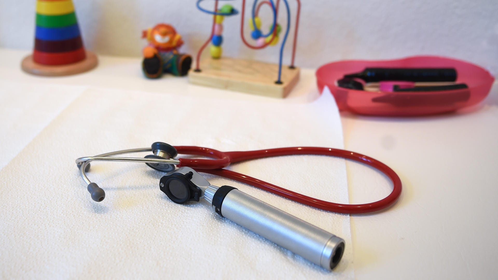 Kinderärzte warnen: Die Zahl der Patienten mit psychischen Auffälligkeiten nimmt zu. Kinderärzte warnen: Die Zahl der Patienten mit psychischen Auffälligkeiten nimmt zu.