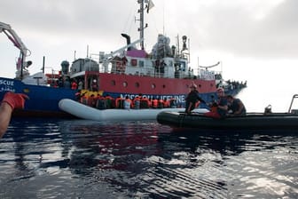 Rettungsschiffe wie die "Lifeline" dürfen italienische Häfen nicht mehr anlaufen.