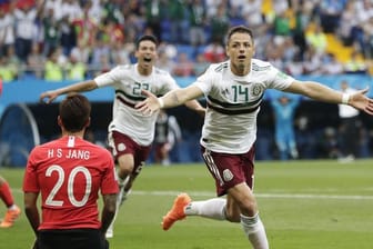 Chicharito und Mexiko feiern den zweiten WM-Sieg.