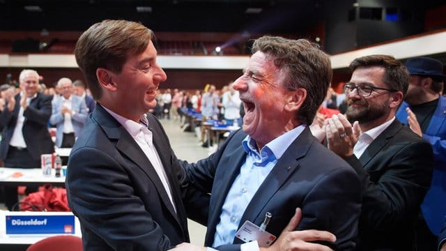Der neue SPD-Landesvorsitzende Sebastian Hartmann (l. Der neue SPD-Landesvorsitzende Sebastian Hartmann (l.