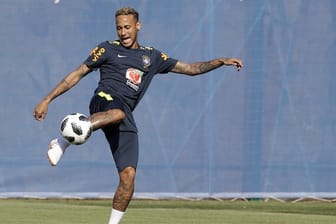 Die Serben wollen vor allem Brasiliens Topstar Neymar stoppen.