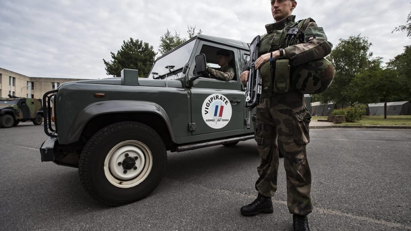 Das französische Anti-Terror-Zentrum in Vincennes: Zehn Terror-Verdächtige haben Ermittler in Frankreich festgenommen (Symbolbild).
