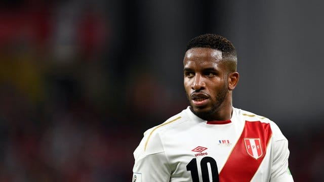 Liegt mit einer Gehirnerschütterung im Krankenhaus: Jefferson Farfán.