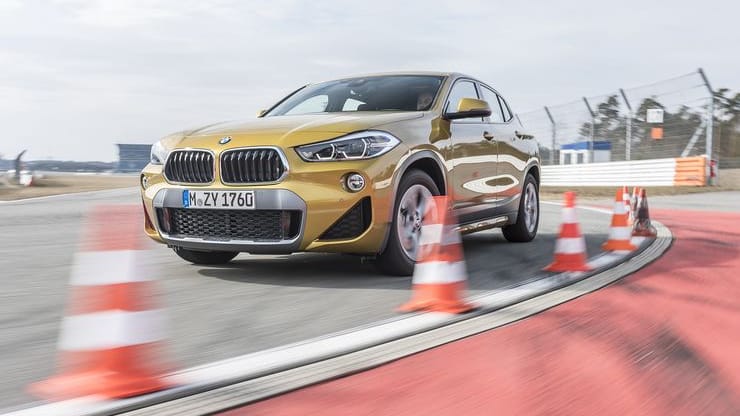 BMW X2: Der X2 ist nicht so allroundertalentiert wie der X1. Tatsächlich ist das aber der Grund dafür, warum er sich wie der echtere BMW anfühlt – weil er sich was traut.