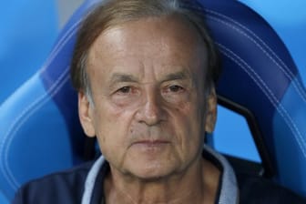 Trainer Gernot Rohr konzentriert sich voll auf das Weiterkommen mit Nigeria durch einen Sieg im Spiel gegen Argentinien.