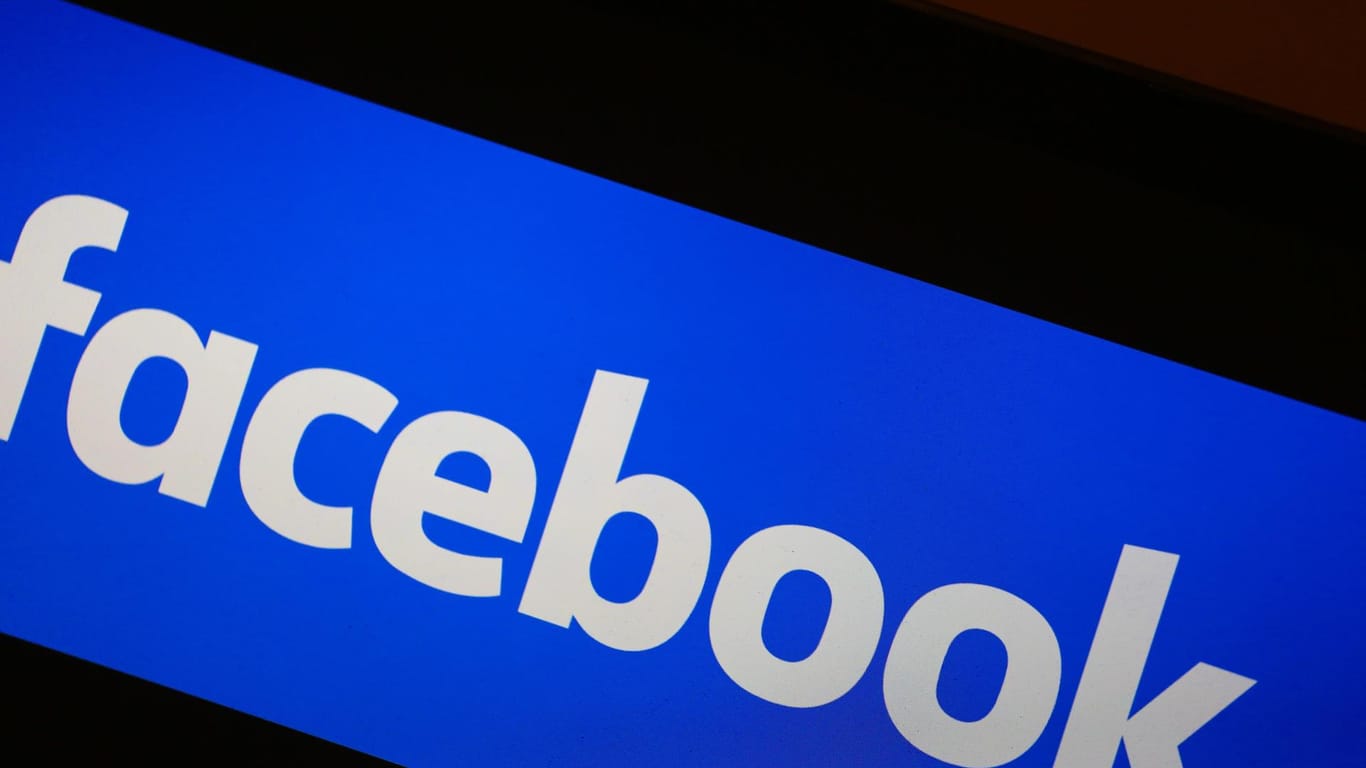 Facebook-Logo: Im Daten-Skandal um Cambridge Analytica sollen keine europäischen Nutzer betroffen sein.