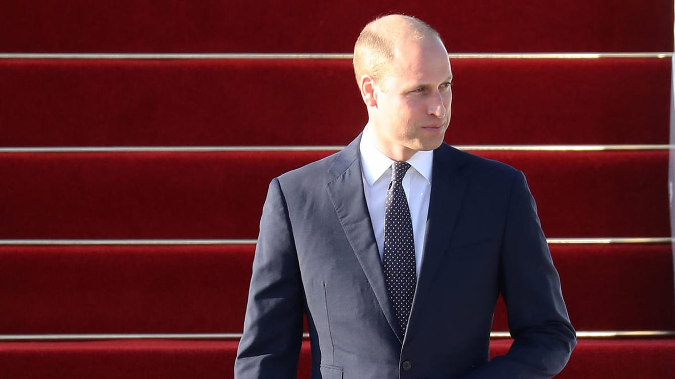 Ankunft in Tel Aviv: Prinz William reist leider ohne seine Ehefrau und die drei gemeinsamen Kinder.