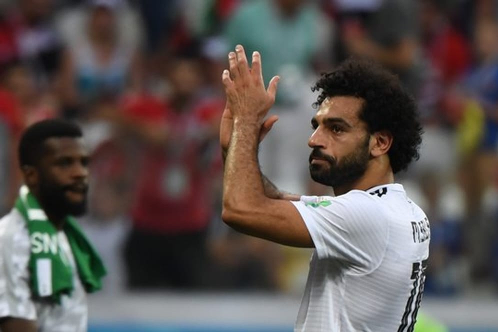Ägypten-Str Mohamed Salah verabschiedet sich nach dem WM-Aus von den Fans.