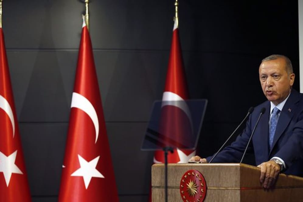 Staatspräsident Erdogan verwahrt sich gegen die Kritik der Wahlbeobachter.
