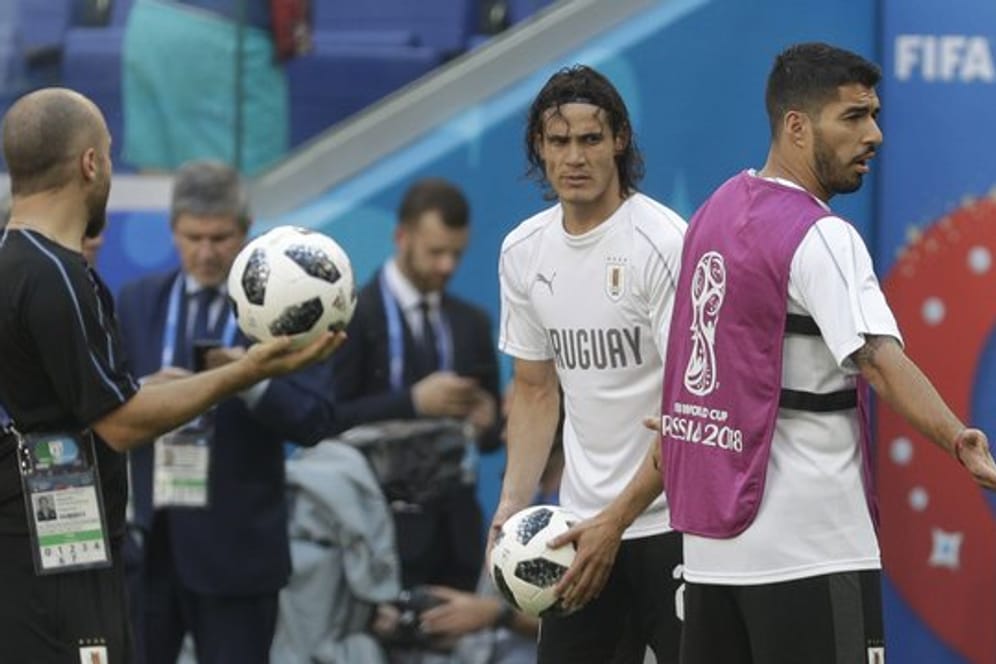 Wollen weiter für Furore bei der WM sorgen: Uruguays Luis Suarez (r) und Edinson Cavani.
