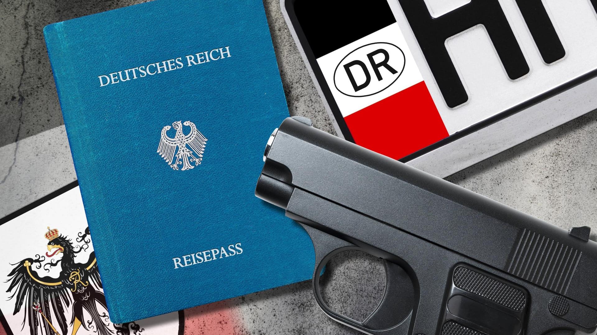 Reichsbürger-Pass und Waffe (Symbolbild): Ein Reichsbürger hat bei seiner Festnahme einen Beamten verletzt. Reichsbürger-Pass und Waffe (Symbolbild): Ein Reichsbürger hat bei seiner Festnahme einen Beamten verletzt.