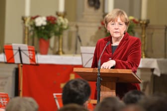 Bundeskanzlerin Angela Merkel (CDU) bei einer Veranstatung in der Marie-Magdalenen-Kirche in ihrer Kindheitsstadt Templin (Brandenburg). Der Rat hat nun beschlossen, sie zur Ehrenbürgerin zu ernennen.