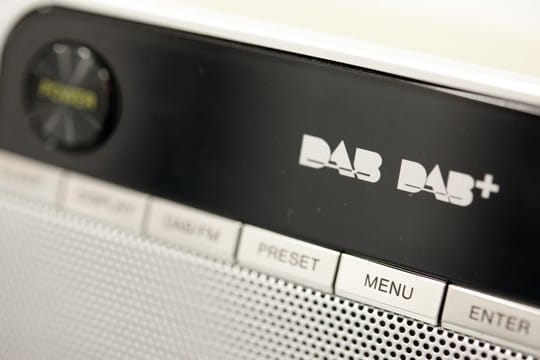Rund 8,2 Millionen Radiogeräte mit DAB+-Empfang gibt es schon in Deutschland.