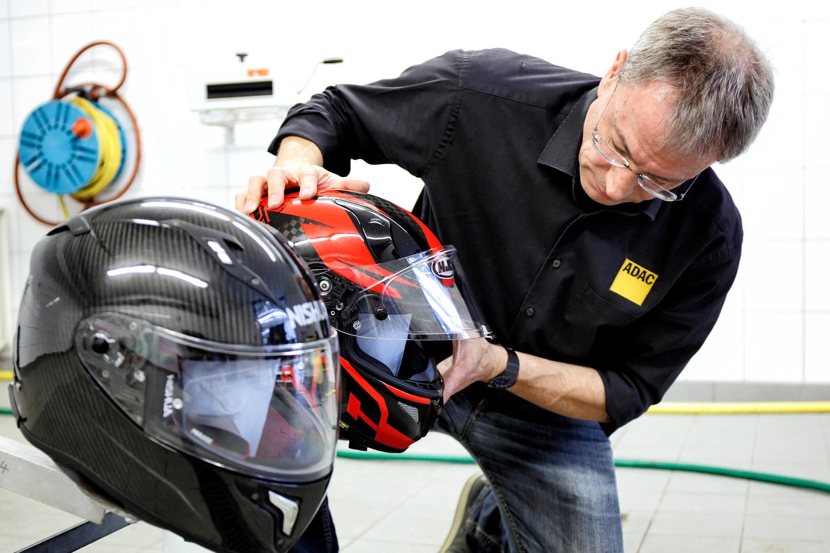 ADAC-Test: Nur jeder dritte Motorradhelm schnitt "gut" ab.