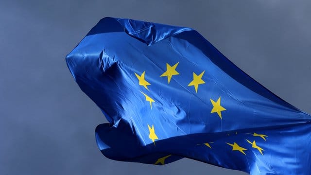 Die EU hatte die Sanktionen trotz Milliardenverlusten für heimische Unternehmen zuletzt im vergangenen Winter bis zum 31. Die EU hatte die Sanktionen trotz Milliardenverlusten für heimische Unternehmen zuletzt im vergangenen Winter bis zum 31.