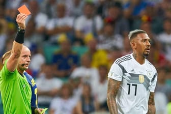 Schwächte das DFB-Team mit seinem Platzverweis gegen Schweden nachhaltig: Jérôme Boateng.
