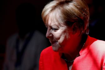 Angela Merkel am zweiten Tag des EU-Gipfels: Sie hat mehr erreicht, als vorher zu erwarten war, analysiert Peter Riesbeck.