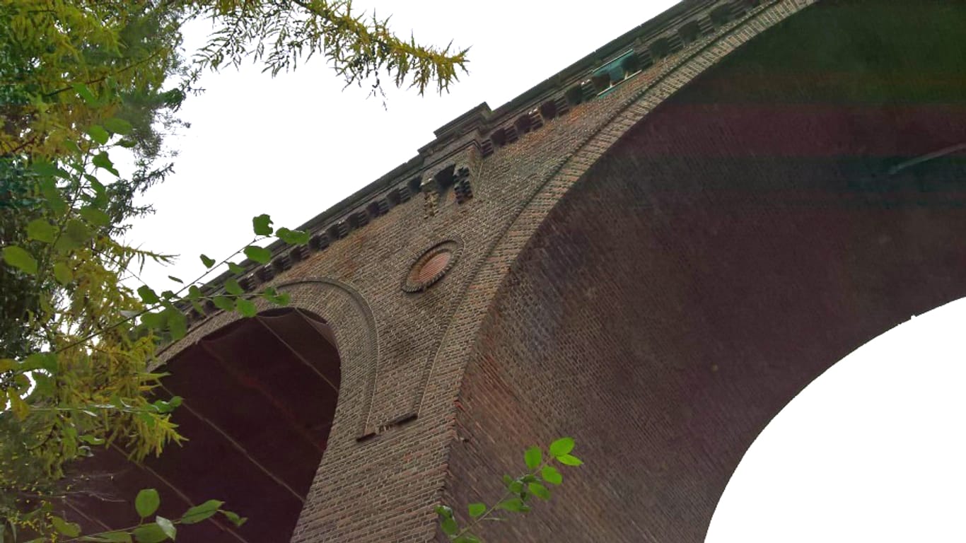 Das Kuhler Viadukt: Bei der Sanierung kann die Stadt Geld sparen.