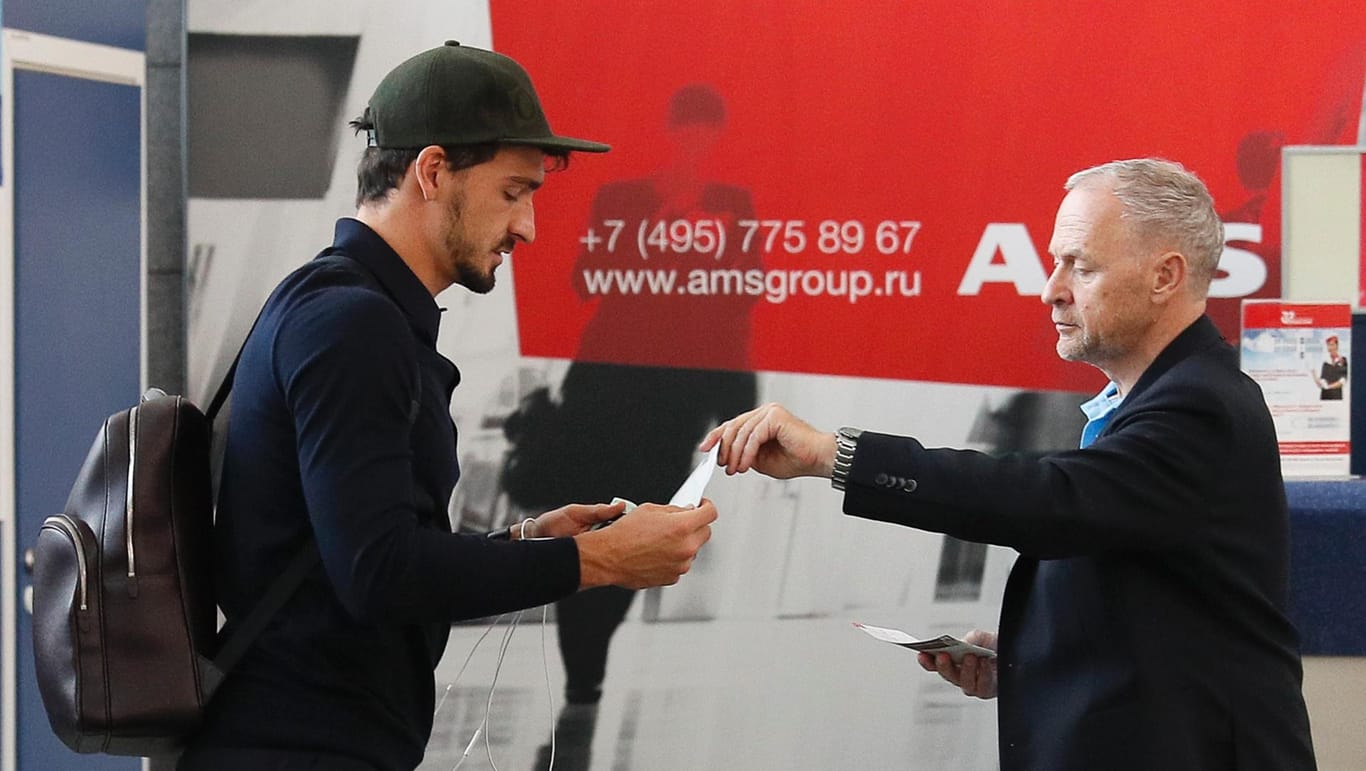 Mats Hummels: Der Nationalspieler fliegt zurück nach Deutschland.