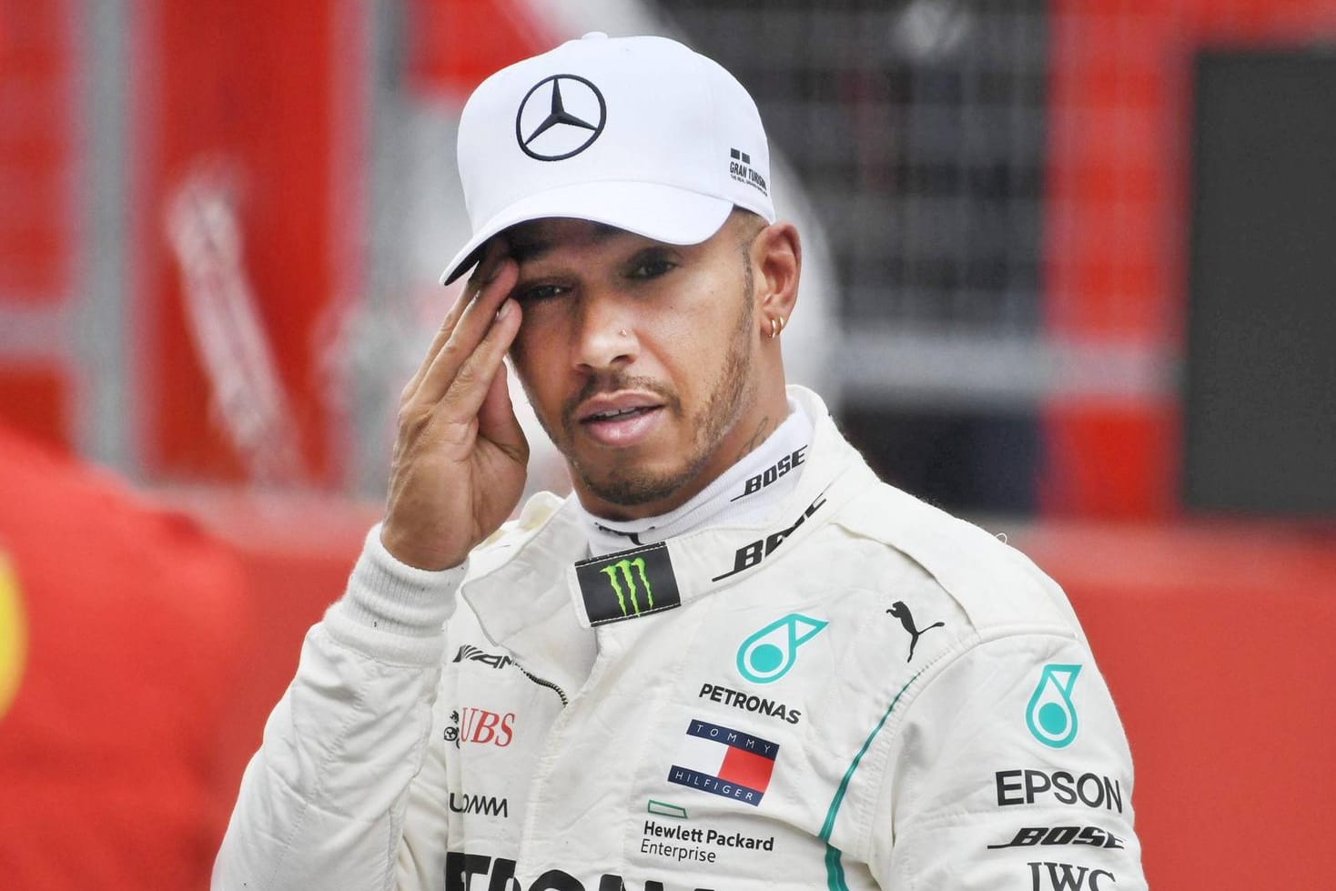 Lewis Hamilton ist auf den zweiten Platz in der Fahrerwertung abgerutscht.