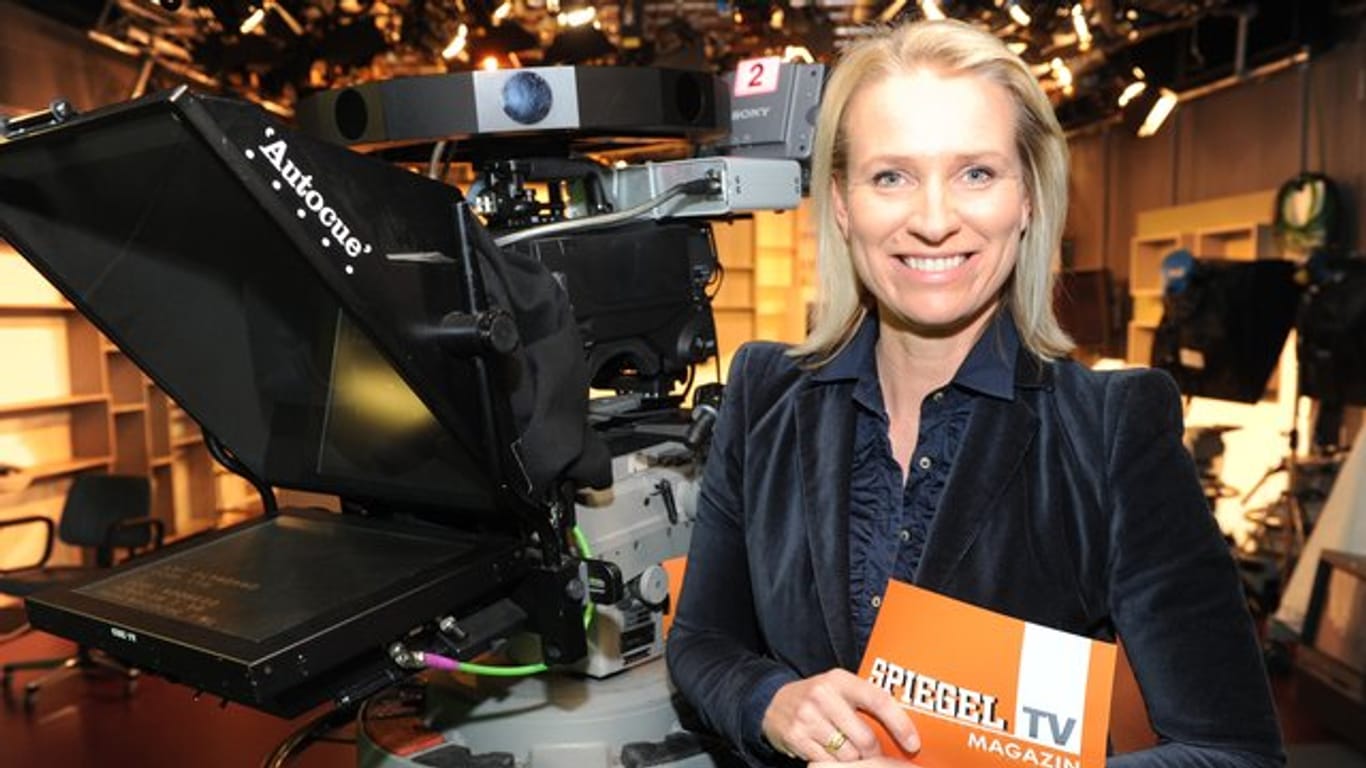 Die Moderatorin und Journalistin Maria Gresz im "Spiegel-TV"-Studio.