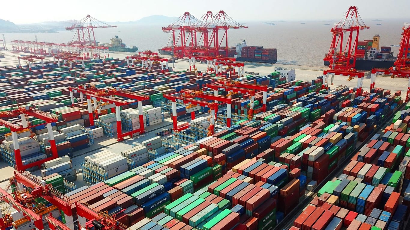 Hafen Yangshan in China: Der Handelskonflikt mit den USA macht der chinesischen Wirtschaft zu schaffen.