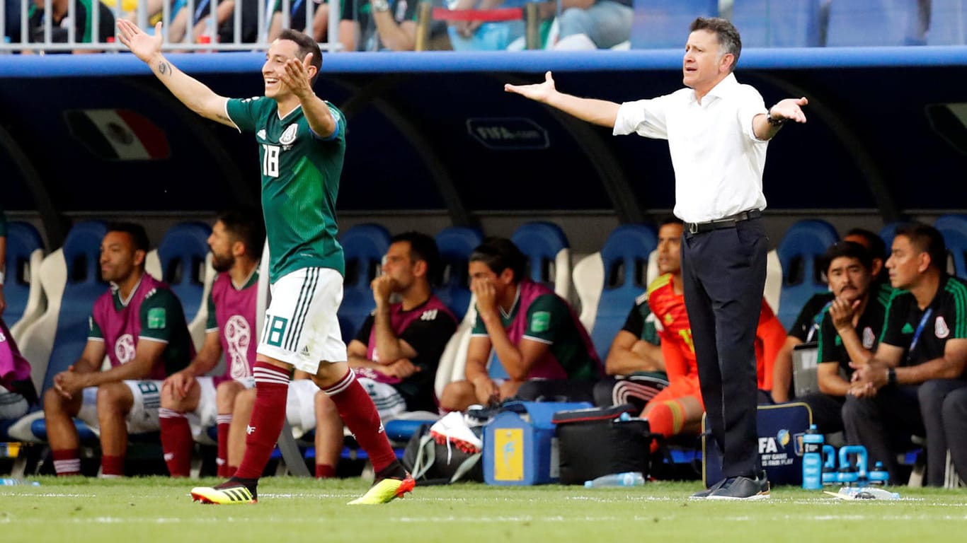 Heißblütiger Mexiko-Trainer: Juan Carlos Osorio (r.) ist für emotionale Ausbrüche am Spielfeldrand bekannt.