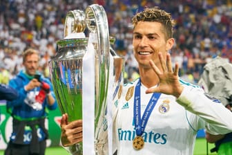 Cristiano Ronaldo mit dem Henkelpott: Zuletzt gewann er mit Real Madrid dreimal in Folge die Champions League. Verlässt er die Königlichen nun Richtung Italien?