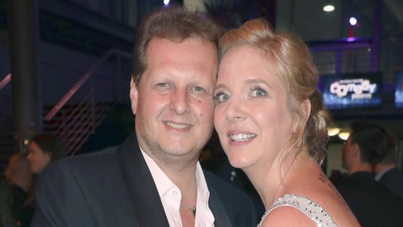 Seit 2017 sind sie verheiratet: Jens Büchner und seine Ehefrau Daniela.