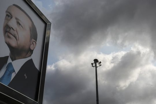 Erdogan wird gleichzeitig Staats- und Regierungschef.