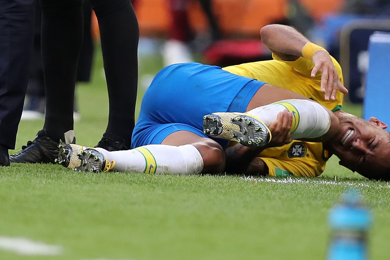 Brasiliens Superstar Neymar: Bei der WM lieferte er oft nach harmlosen Fouls peinliche Schauspieleinlagen ab.